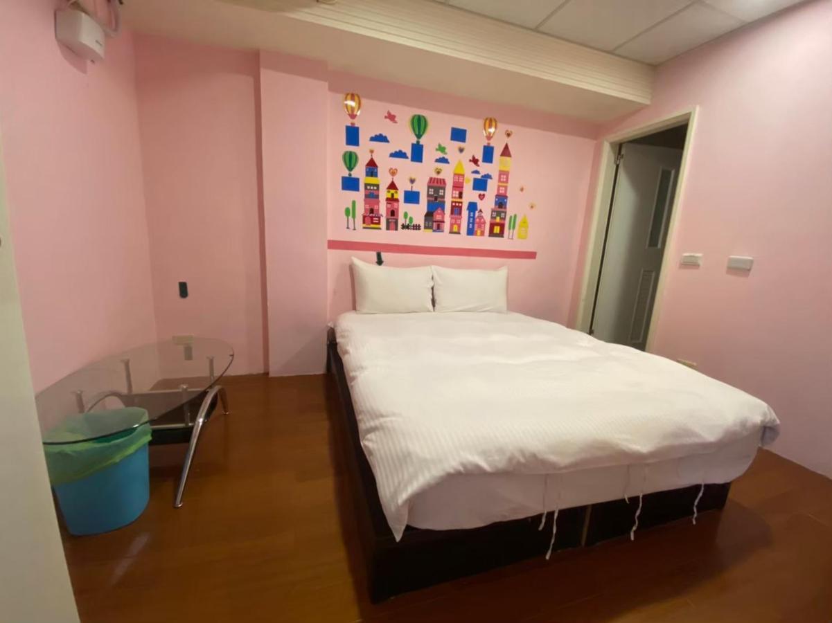 旅fun逢甲 Apartment ไถจง ภายนอก รูปภาพ